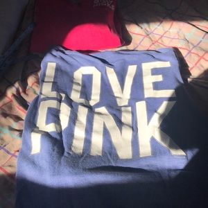 3/50$ VS pink sweatshirt size M!